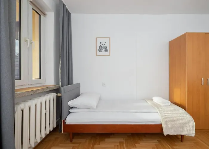 Jozefinska Apartment With Balcony Cracow By Noclegi Renters