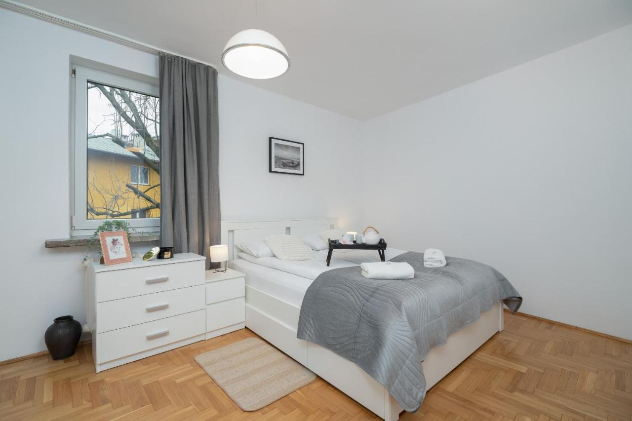 Apartment Jozefinska With Balcony Cracow By Renters *