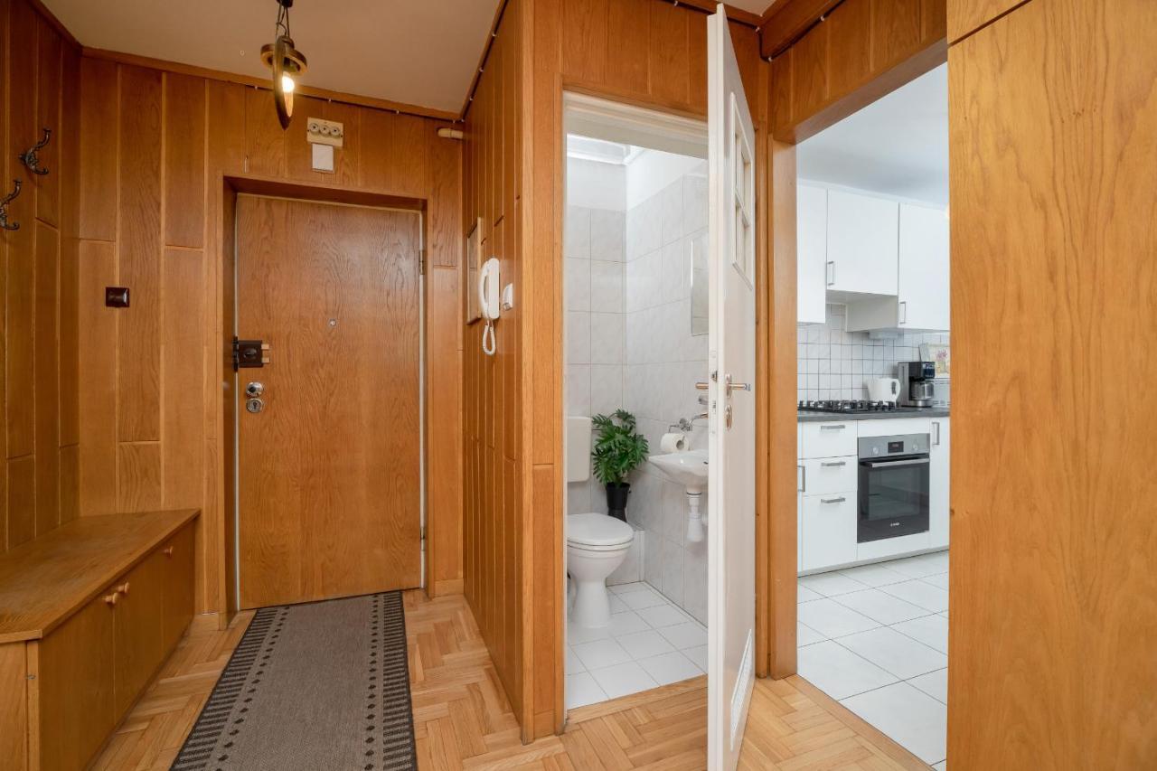 Jozefinska With Balcony Cracow By Renters Apartment
